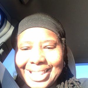 Meet your Posher, Candace